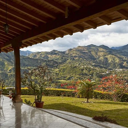 Villa Beatriz Lodge Vilcabamba Exterior photo
